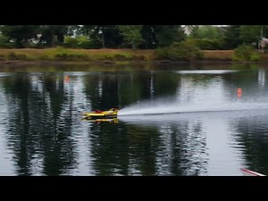 Unlimiteds Northwest RC Hydroplane Racing Nitro Final