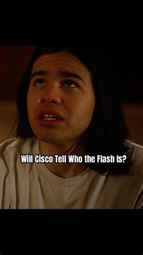 Will Cisco Tell Who the Flash Is?#shortvideo #theflash #shorts