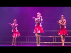 Glee Show - I Say a Little Prayer For You