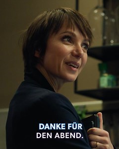 Wenn ein kleiner Streit plötzlich eskaliert 😁 Florian David Fitz und Julia Koschitz zeigen, dass man auch bei Beziehungskrisen herzlich lachen kann. DER VIERER - Ab 28. November nur im Kino! #DerVierer #LeonineStudios #trailer #kinoliebe #kino #film | LEONINE Studios