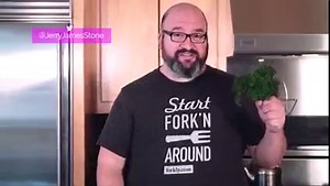 When cooking, it's important you know when to use curly parsley and when to use Italian parsley (also known as flat leaf parsley). Fortunately, I can help you understand the difference and trust me, your recipes will thank you! Get live-streams, exclusive content, e-cookbooks, early access to recipes and cooking hacks, and much much more. Join me @ Patreon for any amount or just $1/month. https://www.patreon.com/jerryjamesstone | Jerry James Stone