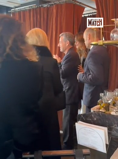 L'amour à Paris : Nicolas Sarkozy et Carla Bruni