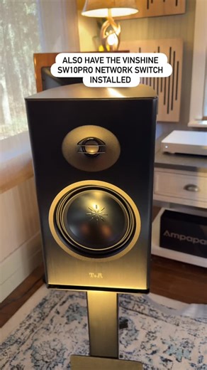 Steve Huff on Instagram: "This is the best “under $20k” system I have ever heard. Consists of the Vinshine/Kinky dazzle integrated amp, Eversolo T8 streamer, Garlubidor Divinity DAC, Vinshine sw10pro network switch and T+A Talis R300 speakers. #hifi #audio #hifihuff"