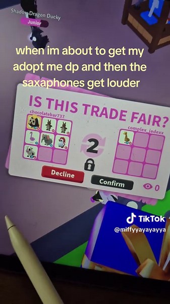 edit: the trade was from amvgg she added me on her alt . ignore my screams I was overreacting@defnot_livvy @🐞❤️Vale❤️🐞 #adoptme #viral #fyp #xybca #funny