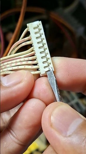 Easy Way to Unplug Wire Connectors!