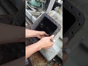 06E Carlyle Compressor Piston, Connecting Rod Replacing then Tightening using Torque Wrench