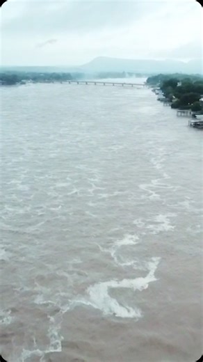 Ben Sewell on Instagram: "Flooding in Kingsland TX along the Llano River/ lake LBJ (7/4/2025). Mother Nature is a beautiful, mesmerizing, and terrifying force. #flood #texasfloods #lakelbj #fourthofjuly #summer #lake #texas #usa"