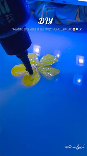 DIY Cutest Resin Neck Jewellery | Aesthetic Handmade Necklace | Resin Art Tutorial