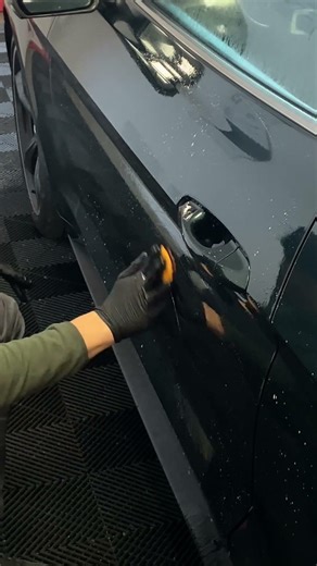 Correction de peinture + traitement céramique sur cette Mustang Bullitt 2019 🐎 La Dark Highland
