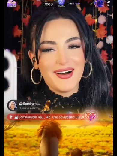 Ve zafer 🏆1.5 milyon jetonla Aslan kralı etkinliğini Türkiye geneli 7. sırada bitirdik bu serüvende yanımda olan aileme teşekkür ediyorum iyiki varsınız ❤ Ve ilk aslan kralı başarımız değil diğer tur 10. sırada bitirmiştik ☺ bir gül beğeni maddi veya manevi desteğini esirgemeyen herkesten Allah razı olsun.. Ben maddiyat dostluğu kurmadım hiç kimseyle ÇIKARSIZ beklentisiz her zaman yanımda oldunuz çok teşekkür ederim hakkınızı helal edin 🙏🌸 Son olarak BABALAR SÖZÜNÜ TUTAR HASIMLAR SÖZÜNÜ YUTAR