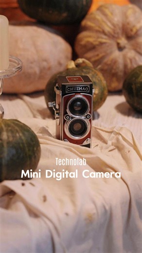 Super fun vintage-style camera – it takes photos and videos without film! This’d make an awesome Christmas gift.#tiktokshopblackfriday #minicamera #christmaspresents #fyp #retro #nostalgia #camera