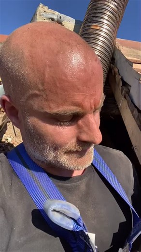 Démolition de Cheminée : Deuxième Phase