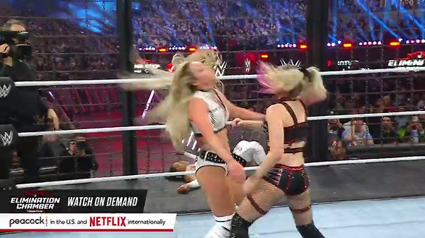 Women’s Elimination Chamber Match: Elimination Chamber 2025 highlights