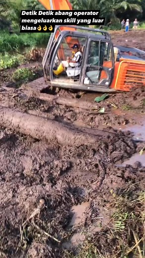 153K views · 1.9K reactions | #operator yang sangat Luar biasa  | Narjib Anzulnma | Facebook