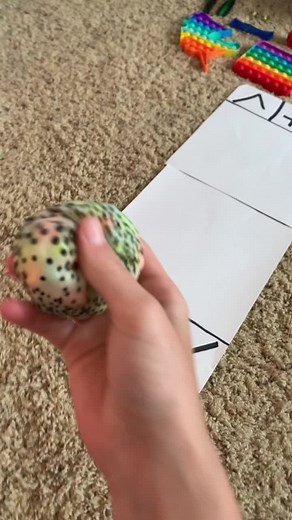 fidgetqueenzz on TikTok