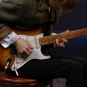 368K views · 11K reactions | Eric Johnson - Total Electric Guitar "Ending" #guitarsolo #ericjohnson #guitar #guitar #guitarist | Shred Music TV | Facebook