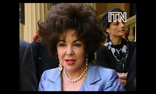 There is nothing like a Dame! #OTD On this day 25 years ago—May 16, 2000—Elizabeth was invested as a Dame Commander of the Order of the British Empire for services to acting and charity by Her Majesty Queen Elizabeth II in London. Accompanied by her four children, the newly-minted Dame Elizabeth said, "It's the most exciting—and I do not exaggerate—day of my life". The honours didn't stop at Buckingham Palace. Elizabeth's birthplace showered her with tributes: The National Portrait Gallery held