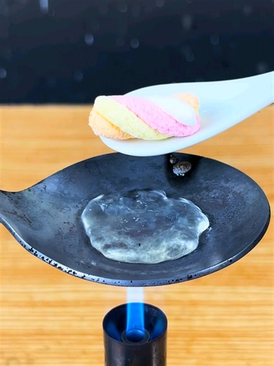 7up Cold Drink With Marshmallow Vs Angry Hot Spoon #satisfyingvideo #hotspoon #angryspoonexperiment