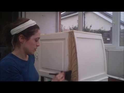 Annie Sloan Dark Wax Glaze Tutorial - Quick & Easy Antique Look