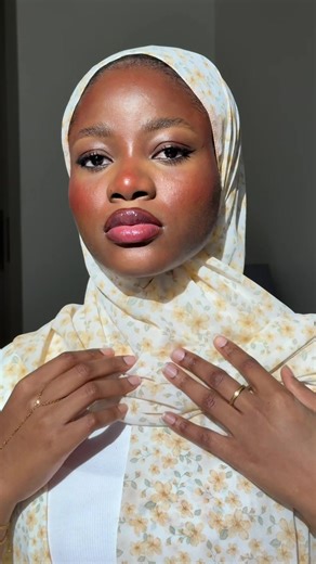 Glamorous New Year's Eve Makeup Routine