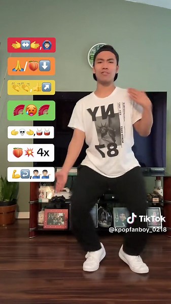 Bongos🍑🥁 Dance Tutorial‼️#bongos #cardib #megantheestallion #bodytightlikeanun #beatthislikeadrum #yourboyfriendlooklikeabrokey #dancetutorial #tiktokdancechallenge #thiswillbreaktheinternet #thiswillgoviral #viral #thiswillgetamillionviews #thiswillgetalotoflikes #thiswillgetonthefyp #foryoupage #fypシ