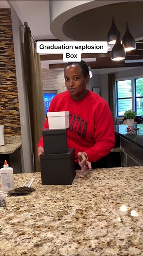 Graduation explosion box. #graduation #graduationgiftideas #graduation2023