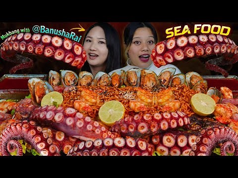 Seafood Mukbang with ‪@davidgurung777‬-Giant Octopus,Juicy Shrimps,Mussels, Sausages & Buldak Noodles 🔥