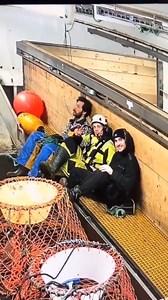 Shooting away crab gear in a string line overseas | On The Deck - Footage from Australia's Commercial Fisherman