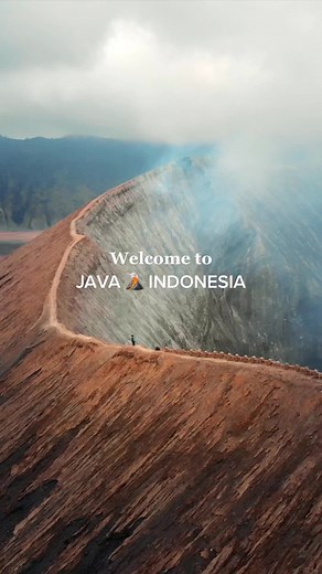 Java en 5 días🌋Indonesia Comenzamos la semana temática de Indonesia con una mini guía de la 🏝️Isla de Java en 5 días: 1: Aterrizamos en Yogyakarta atardecer en📍Pinus Penguer 2: Amanecer y mañana en🛕Borobudur. Tarde y atardecer en 🛕Pranbanan 3: Mañana por Yogyakarta Tren a 📍Probolingo 4: Volcán Bromo🌋 (video) y camino al Ijen 5: Volcán Ijen🌋 y camino al muelle de Ketapang para tomar ferry a Bali. 🔐Guárdate está primera mini guía! Cada día una nueva de cada isla de Indonesia. Y el domingo