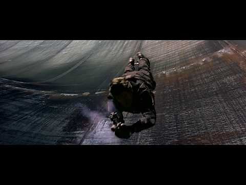 GoldenEye - Bungee jump off top of dam