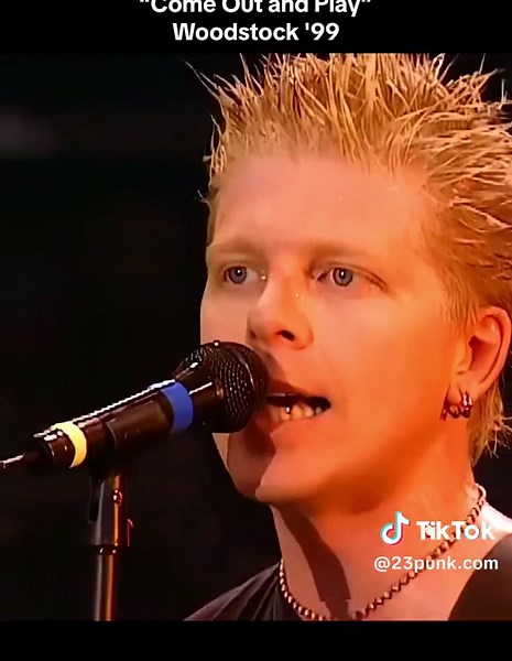 The Offspring Live Performance at Woodstock '99
