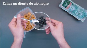 ✌🏼 ¡Combina dos de los productos #Huercasa más populares en una misma receta! ❄️ Aún es tiempo de legumbres (¡bueno, y todo el año!) pero ya va asomando la primavera. Para despedir la temporada de invierno nada mejor que una combinación de garbanzo y remolacha ya cocidos en esta videoreceta de hummus rosa que se hace en pocos minutos de forma muy fácil... ¡Y está deliciosa! 🌽 #Saboreaelcountry | Huercasa