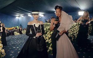 JENNIE intrview at the #MetGala2025 in custom Chanel dress #JENNIE #제니 #OA #ruby | Blink in Your Area