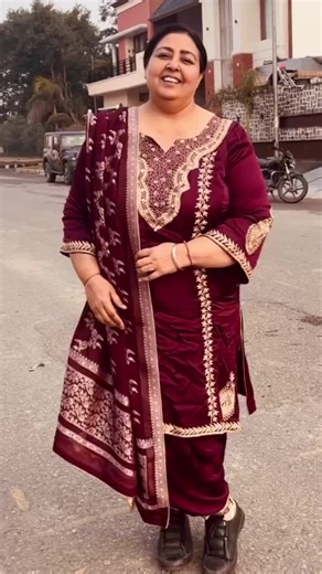 Insight into Anitadavgan's Bollywood Journey