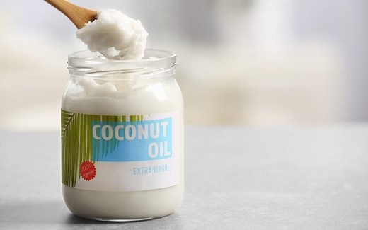 How to Use Coconut Oil for Fleas: A Safe and Natural Remedy