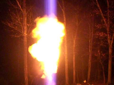 SPH Explosion Simulation with Smoothed-particle Hydrodynamics