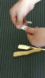 Watch how to use our straight edge razor on Amazon Live