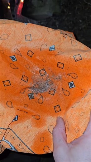 Boiling down 2 gallons of maple sap to make syrup #fyp #Outdoors #maplesyrup #mapletapping #selfreli | Daily Wow