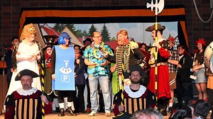 Fasnet in Rottweil: Buntes Programm beim Kabisball kommt bestens an