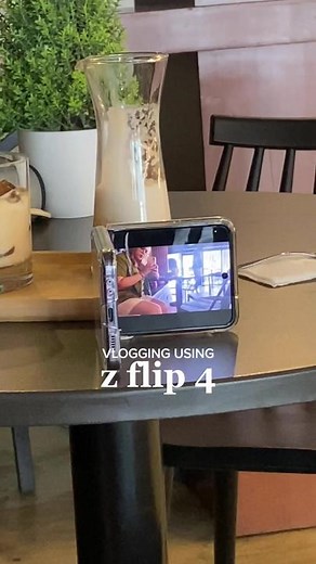 Creative Vlogging with Samsung Z Flip 4: Tips & Tricks