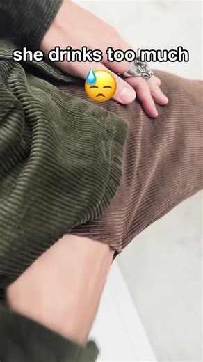 Learn piano chords and melodies easily. Perfect for beginners. 🎹😄