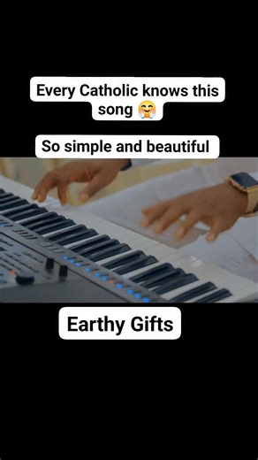 We sang this popular offertory song and the church sang along with joy🤗 Song: Earthly Gifts by @Atuanya Emmanuel PS: When last did your choir sing this song? | Obiblo Music