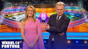 24K views · 555 reactions | The best of both worlds! Entertainment AND education 藍 ✏️ | Wheel of Fortune | Facebook