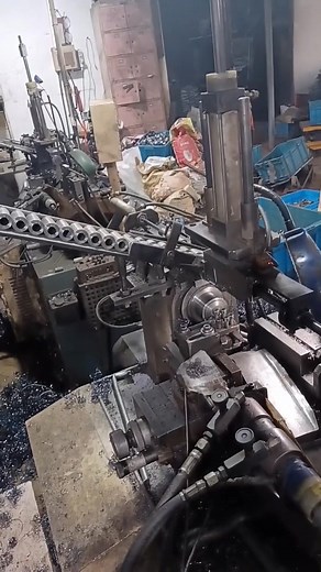 Round tube flat end chamfering, automated lathe processing #automationequipment #lathe processing #machining #CNC lathe | FabriWood