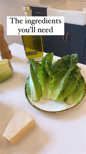 Simple salad with simple ingredients. Coming to the blog this weekend. In the mean time it’s so easy to make just watch!! #healthyrecipes