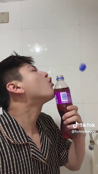 I have to challenge it once. #fun #funny #crazy #bodylanguage #harmonize