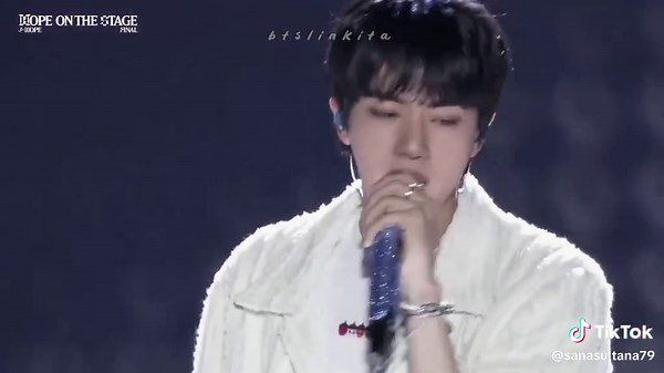 3J together performing on the stage..🫂🔥❤️‍🔥😘#jin#jhope #jungkook #bts#btsxarmy #bts_official_bighit #bdtiktokofficial #foryou #fypツ #fyp #fyp #🫂🫂#🔥🔥 #❤️‍🔥❤️‍🔥#😘😘