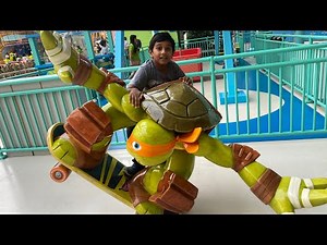 Meet & Greet with TMNT Raphael and Michelangelo at Nickelodeon Universe, American Dream Mall PART 1.