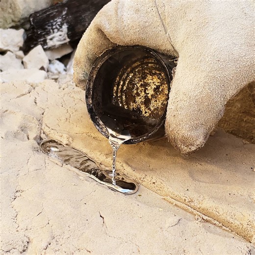 Melting a space meteorite found in a hot crater! ☄️