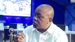 Le président de la CENI, Denis Kadima, confirme que les bureaux de vote qui n'ont pas ouvert ce mercredi seront opérationnels jeudi. (Crédit vidéo : Commission Électorale Nationale Indépendante) #DRCElections #congovote #Elections2023 | BBC News Afrique